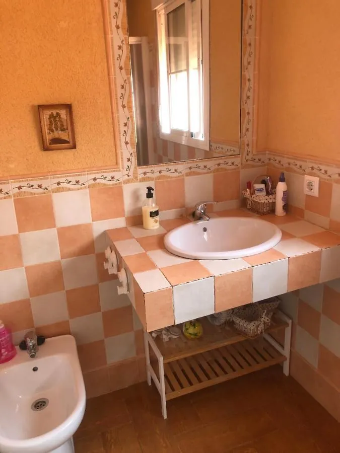 Apartamento Familia Anfitriona Acoge Terraza Sevilla 0*,